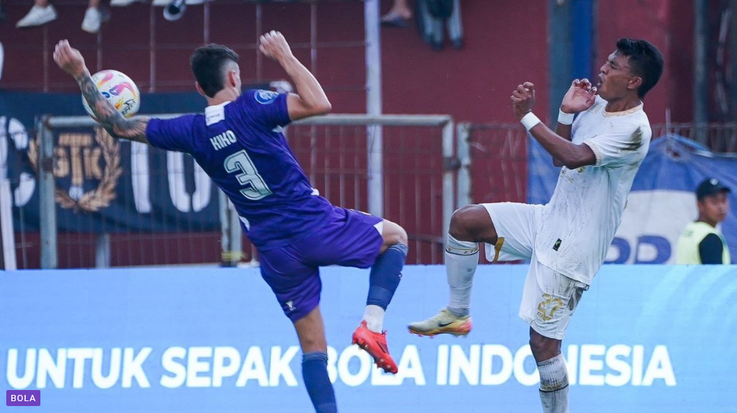 Persik Kediri vs Arema FC di Liga 1 2024/2025/ X Arema FC.