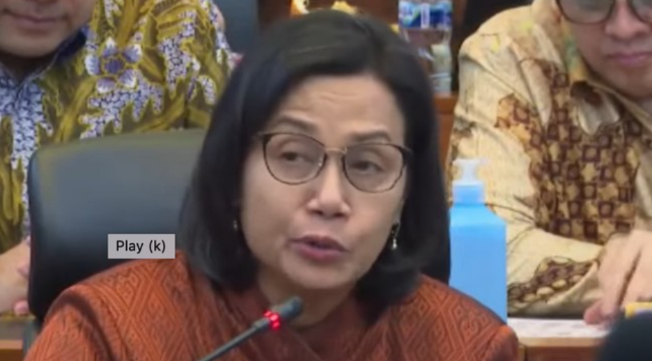 Menkeu Sri Mulyani menjamin program KIP Kuliah terbebas dari dampak efisiensi anggaran Rp306,69 triliun. (Tangkapan layar youtube Banggar DPR RI).