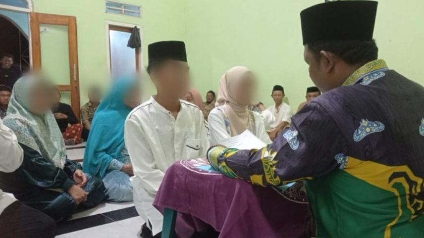Sejoli pelajar dinikahkan usai digerebek saat berhubungan badan. Foto: (Foto: Istimewa/Dok Polres Lampung Timur)