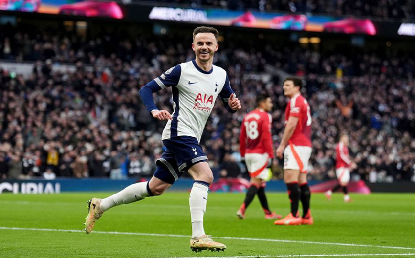 Momen selebrasi James Maddison usai cetak gol di laga Tottenham vs Man United, Premier League 2024/2025 (c) John Walton/PA via AP