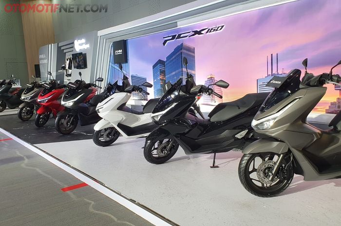 New Honda PCX 160.