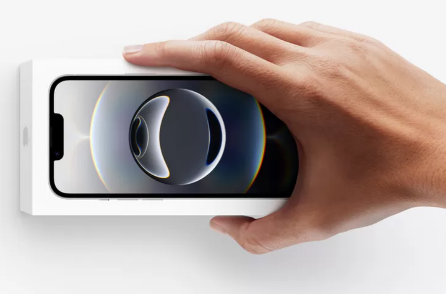 iPhone 16e dengan teknologi Super Retina XDR yang lebih cerah dan tajam. [Foto: Dok. Apple]