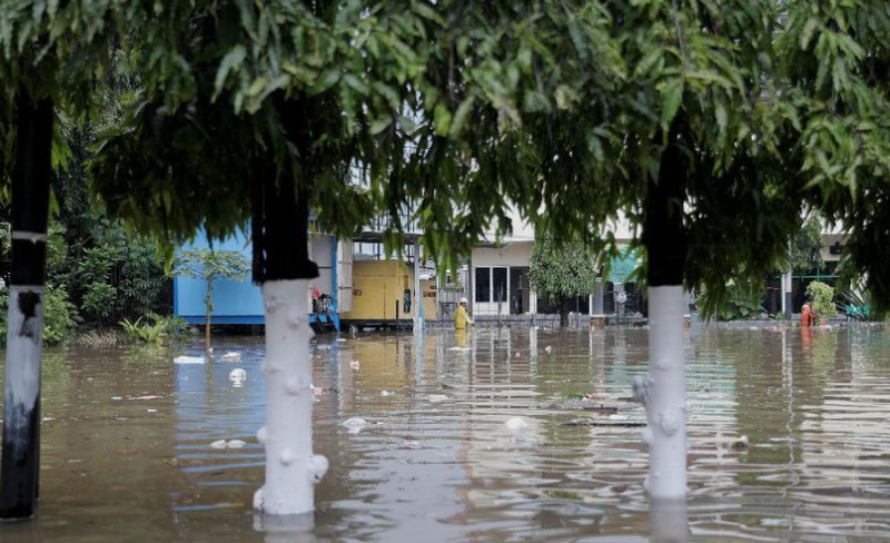 Foto: Ilustrasi banjir rendam Bekasi (CNBC Indonesia/ Muhammad Sabki)