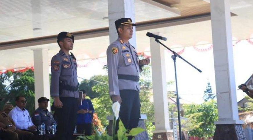 Kapolres Ngada AKBP Fajar Widyadharma Lukman diamankan Propam atas kasus pencabulan dan narkoba. DPR meminta hukuman berat atas kekerasan seksual terhadap tiga anak di bawah umur.