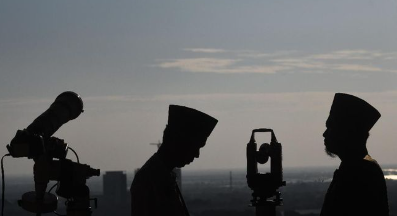 Ilustrasi. Hari Raya Idul Fitri 1446 H tinggal menghitung hari. Lantas, kapan Idul Fitri 2025? Ini perkiraan tanggalnya versi pemerintah, NU, Muhammadiyah. (ANTARA FOTO/Zabur Karuru)
