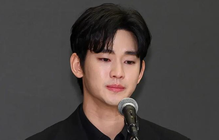 South Korean actor Kim Soo-Hyun during an emotional press conference in Seoul on March 31, 2025. Han Myung-Gu/WireImage/Getty Images