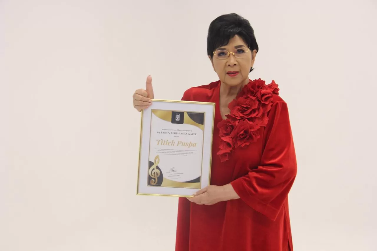 Titiek Puspa musisi legendaris indonesia