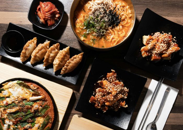 Ilustrasi Makanan Khas Korea