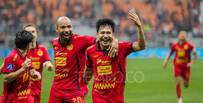 Pemain Persija merayakan gol Witan Sulaeman saat kalahkan Bali United 3-0 dalam lanjutan BRI Liga 1 di JIS, 10 Mei 2025. Tempo/Martin Yogi Pardamean.