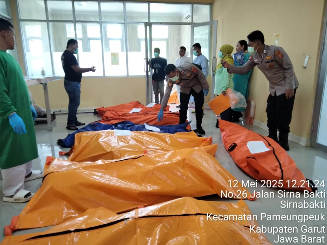 13 Korban Ledakan Amunisi Dididentifikasi oleh petugas