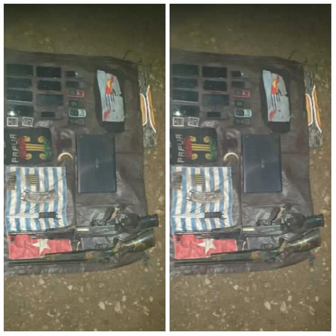 Barang bukti alat komunikasi yang digunakan kelompok separatis Organisasi Papua Merdeka (OPM).