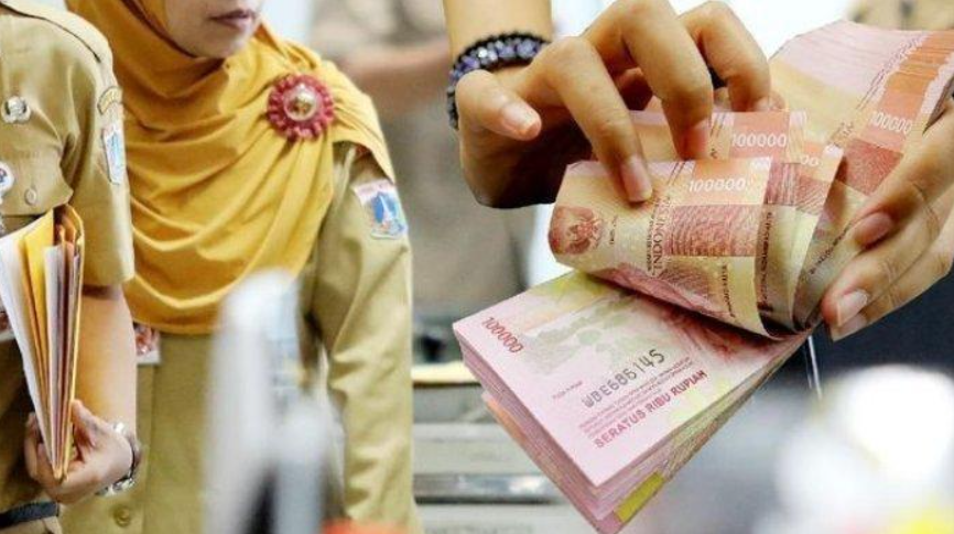 Gaji ke-13 merupakan tambahan penghasilan yang diberikan pemerintah kepada aparatur negara, pensiunan, penerima pensiun dan penerima tunjangan tahun 2025. (Istimewa )