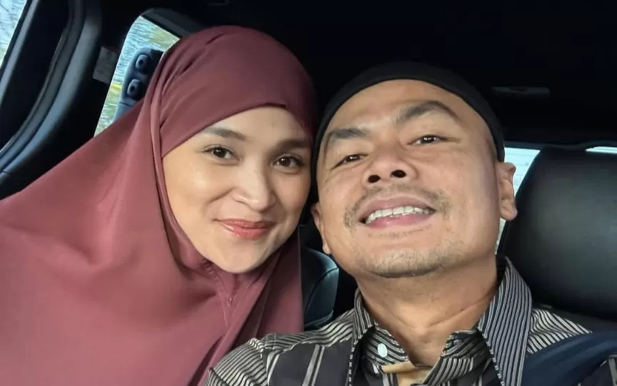 Pasangan artis, Wendi Cagur dan Ayu Natasya yang tidak jadi menunaikan ibadah haji di tahun ini.