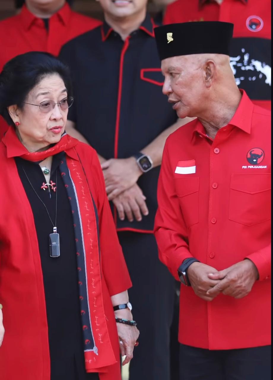 MH said Abdullah bersama Ibu Megawati Soekarnoputri.