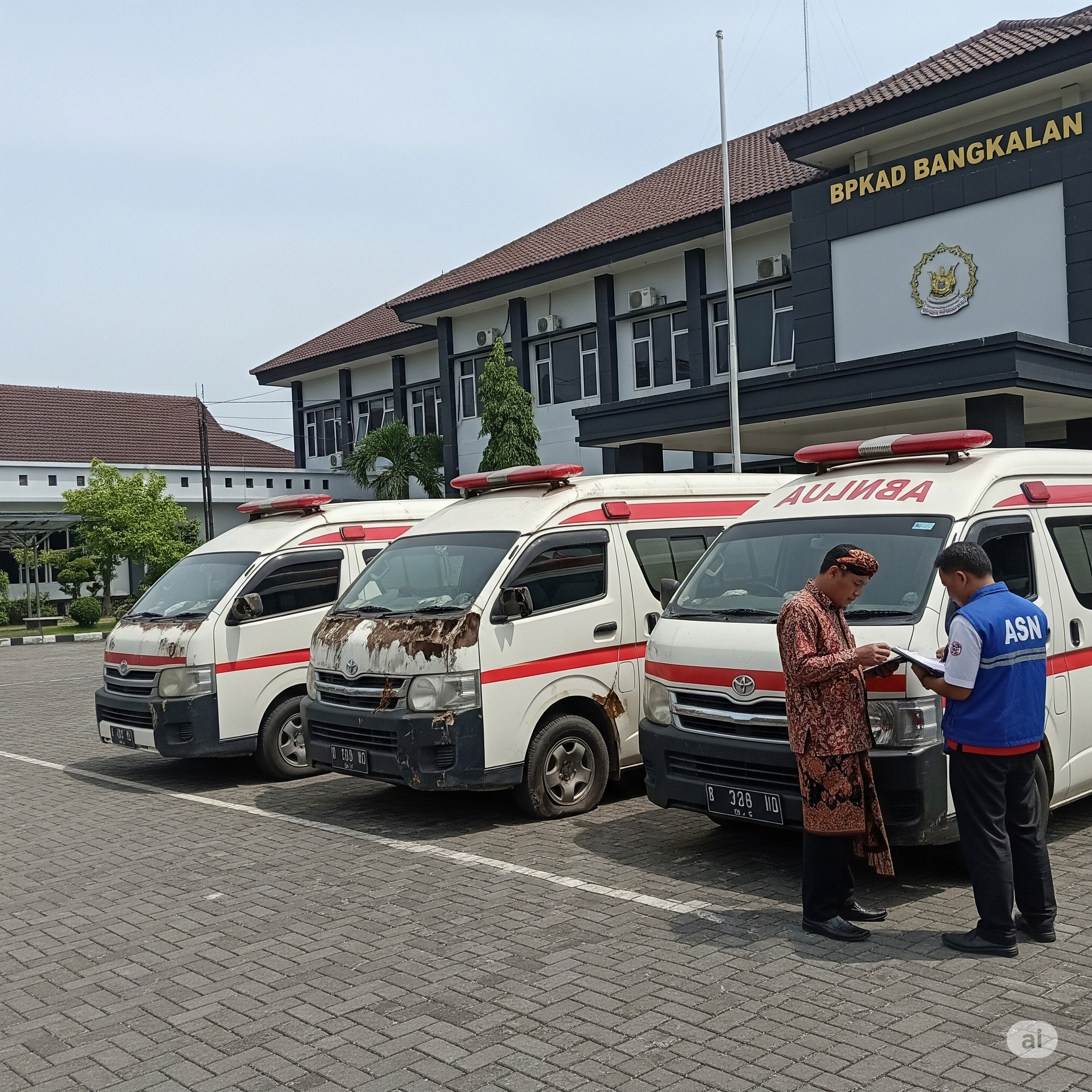 Ilustrasi sejumlah mobil ambulanc dilakukan pelelanan karena sudah tidak layak pakai