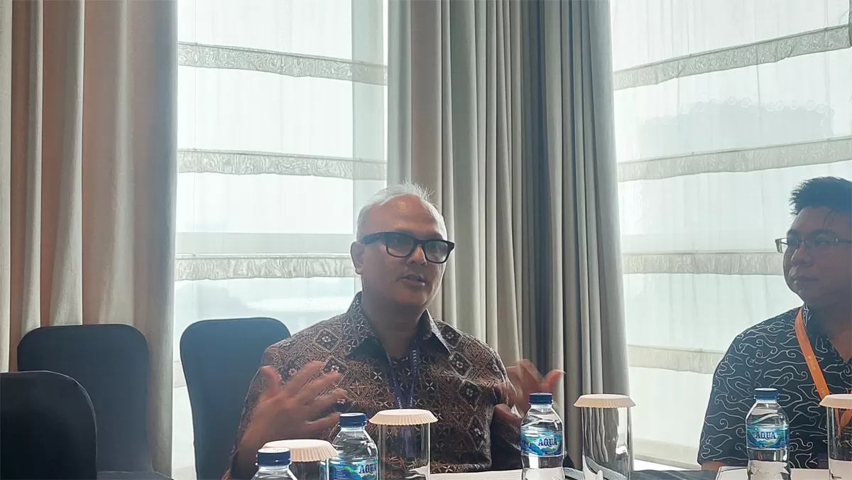 Vice President dan General Manager Amazon Web Service (AWS) Database Services, Ganapathy Krishnamoorthy saat sesi diskusi bersama media di Jakarta, Kamis (7/8)