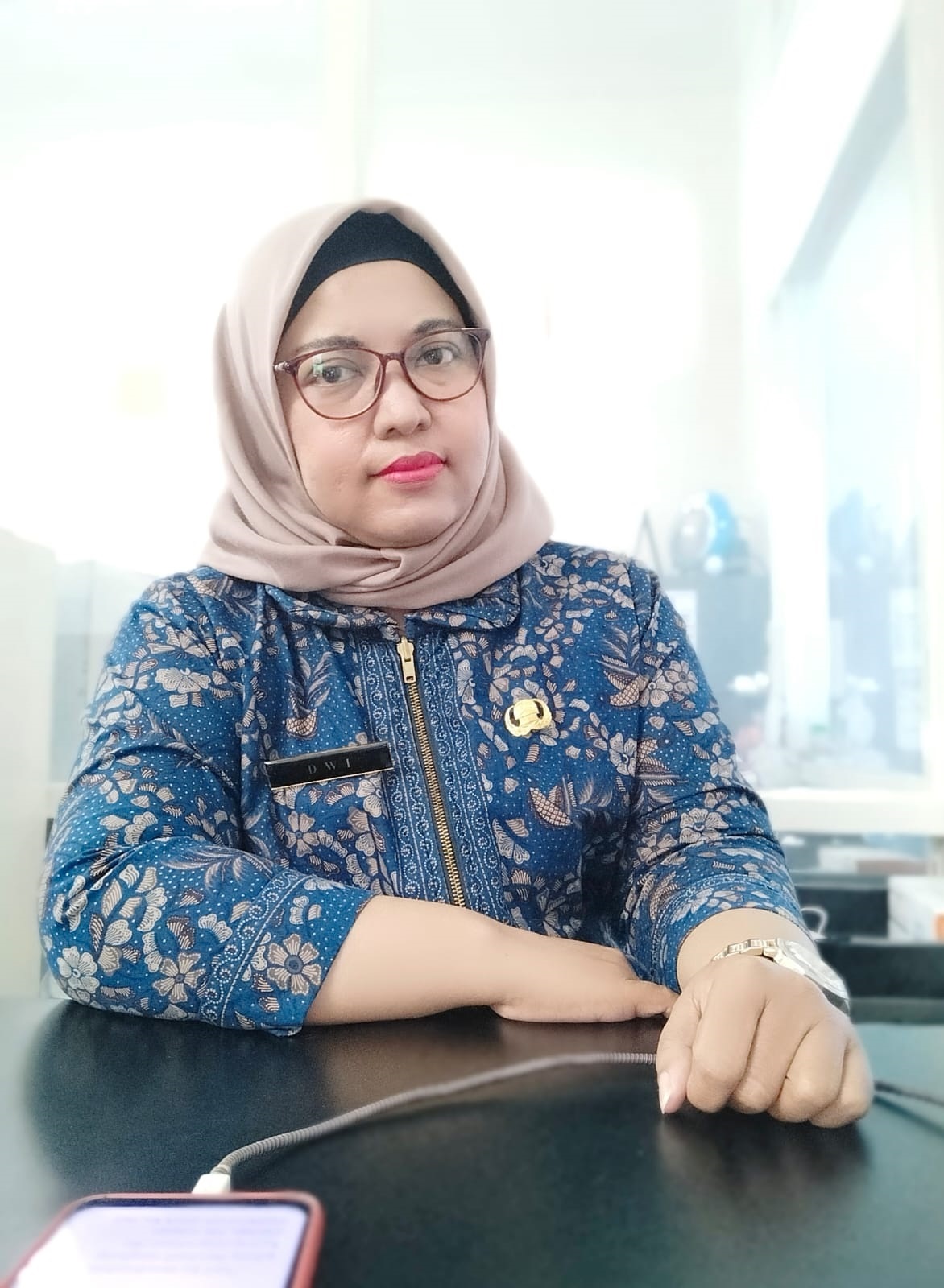 Kasi Pendidikan dan Pelatihan RSUD Syamrabu (Dwi Handayani, S.H.)