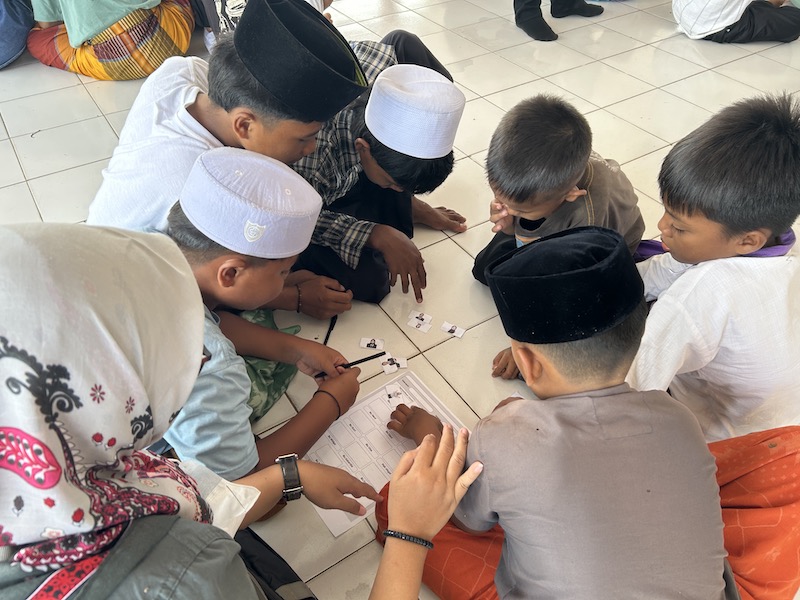 GENERASI BANGSA: Siswa Sekolah Rakyat Bangkalan mengikuti masa pengenalan lingkungan sekolah, Rabu (1/10).&nbsp;