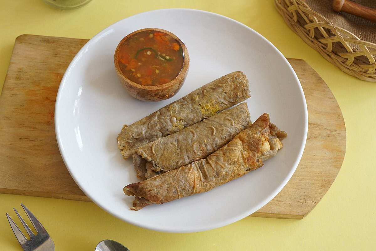 Pentol gapek khas Ambunten. Wikipedia