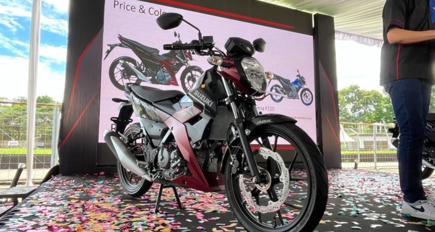 PT Suzuki Indomobil Sales (SIS) resmi meluncurkan Suzuki Satria Pro terbaru di Indonesia, Sabtu (9/11). Foto: Septian Farhan Nurhuda/detikOto
