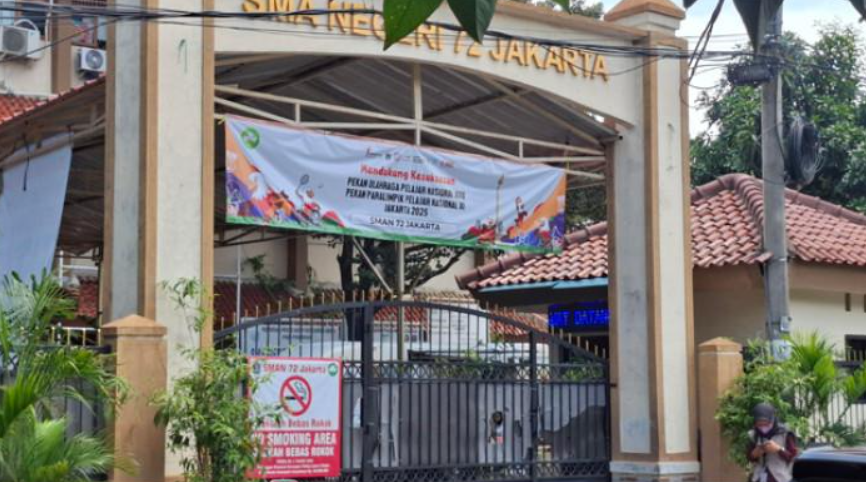 Situasi terkini SMA 72 Jakarta, Kelapa Gading, Jakarta Utara nampak sepi, Minggu (9/11/2025).