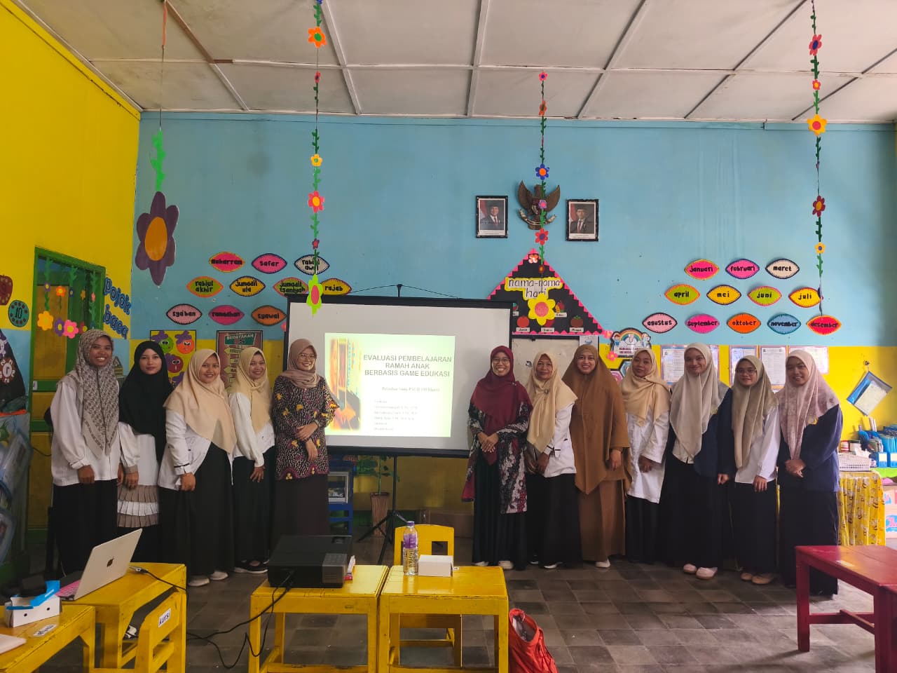 Pelatihan integrasi game digital untuk pencegahan bullying.
