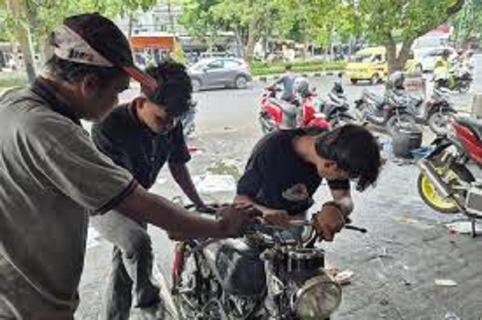 Motor brebet setelah isi pertalite.