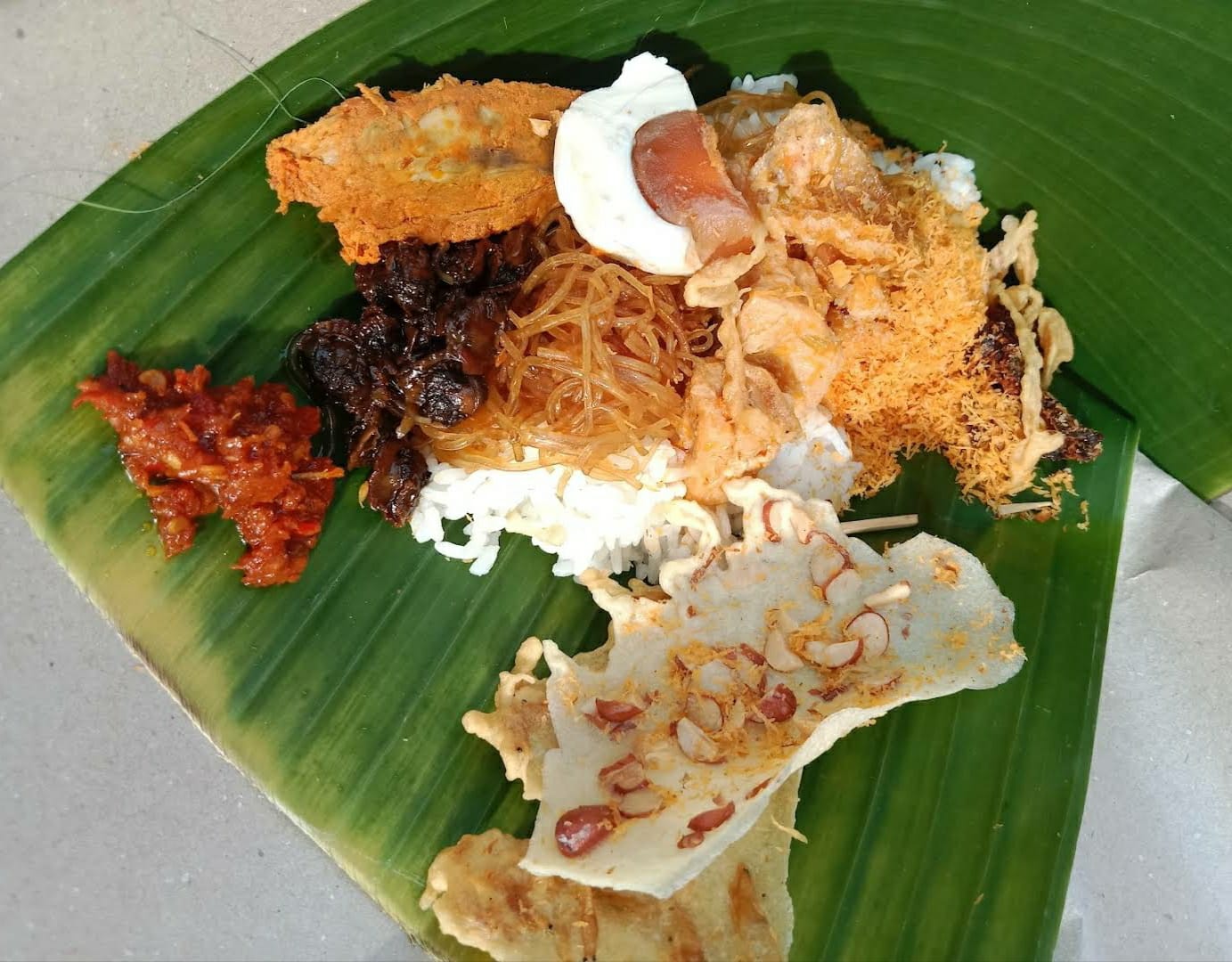 Cita rasa nasi serpang khas Bangkalan. Wecare Jatim