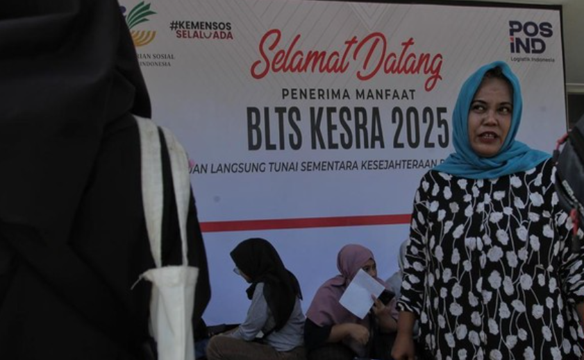 Ilustrasi. Kementerian Sosial (Kemensos) memastikan proses penyaluran bantuan langsung tunai sementara (BLTS) tahap kedua akan dilakukan pada pekan depan. (CNN Indonesia/Adhi Wicaksono)