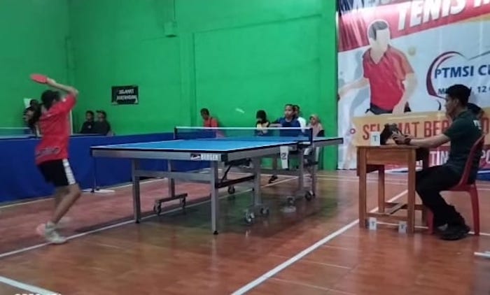 TANGKAS: Atlet PTMSI saat tampil di Kejurkab Minggu (12/10).&nbsp; &nbsp;