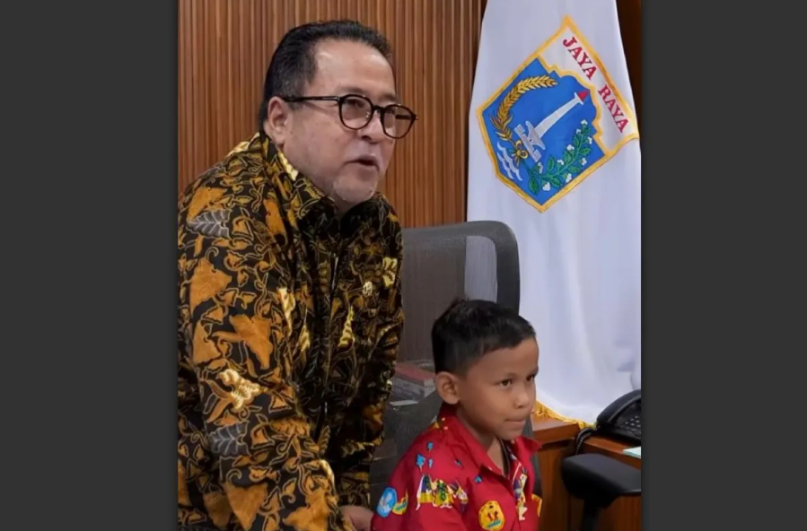 Tangkapan layar yang memperlihatkan Wakil Gubernur DKI Jakarta Rano Karno bersama dengan Hafitar di Balai Kota DKI Jakarta. ANTARA/Instagram Rano Karno.