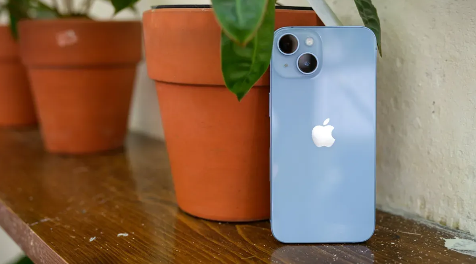 Stok iPhone 13, 14, 15, 16, 17 hingga seri Pro Max di iBox masih ada di iBox. (Sumber: Unsplash/Thai Nguyen)