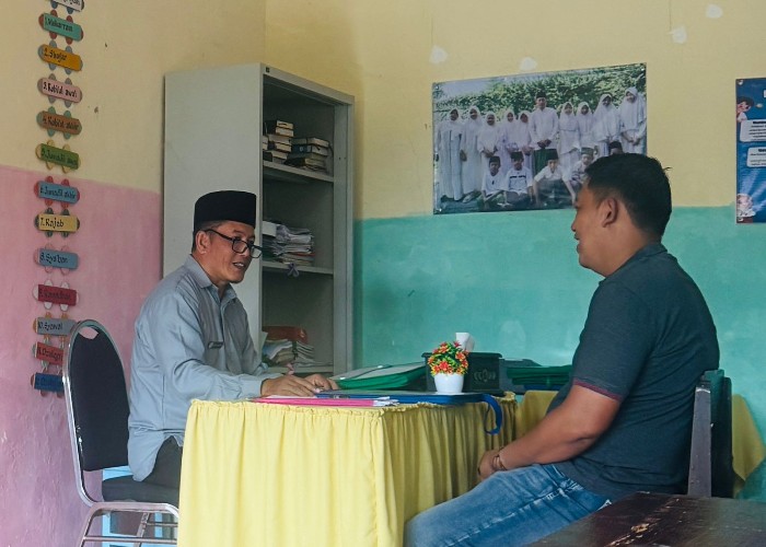 Gerakan Ayah Ambil Rapor Anak (GEMAR) Kabupaten Sumenep.