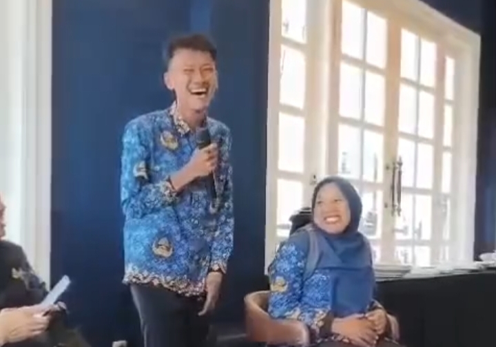 Disdik Bangkalan angkat bicara dan menyebut video tersebut merupakan video lama.