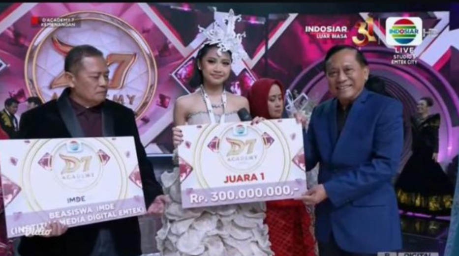 Anastasya Febrianti Susilo Allesia (Tasya) asal Tangerang Selatan, Banten berhasil menjadi juara pertama pada ajang kompetisi D