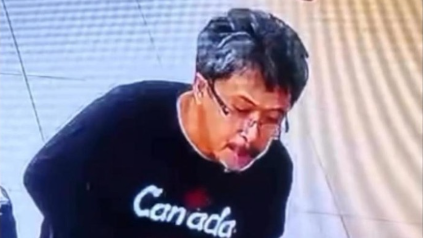 Dosen AS Bantah Serobot Antrean dalam Kasus Ludahi Kasir Minimarket