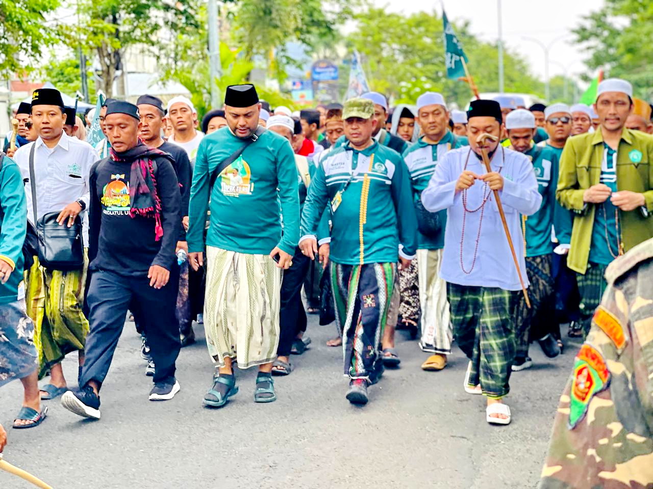 SEMANGAT: Pengasuh Ponpes Salafiyah Syafi
