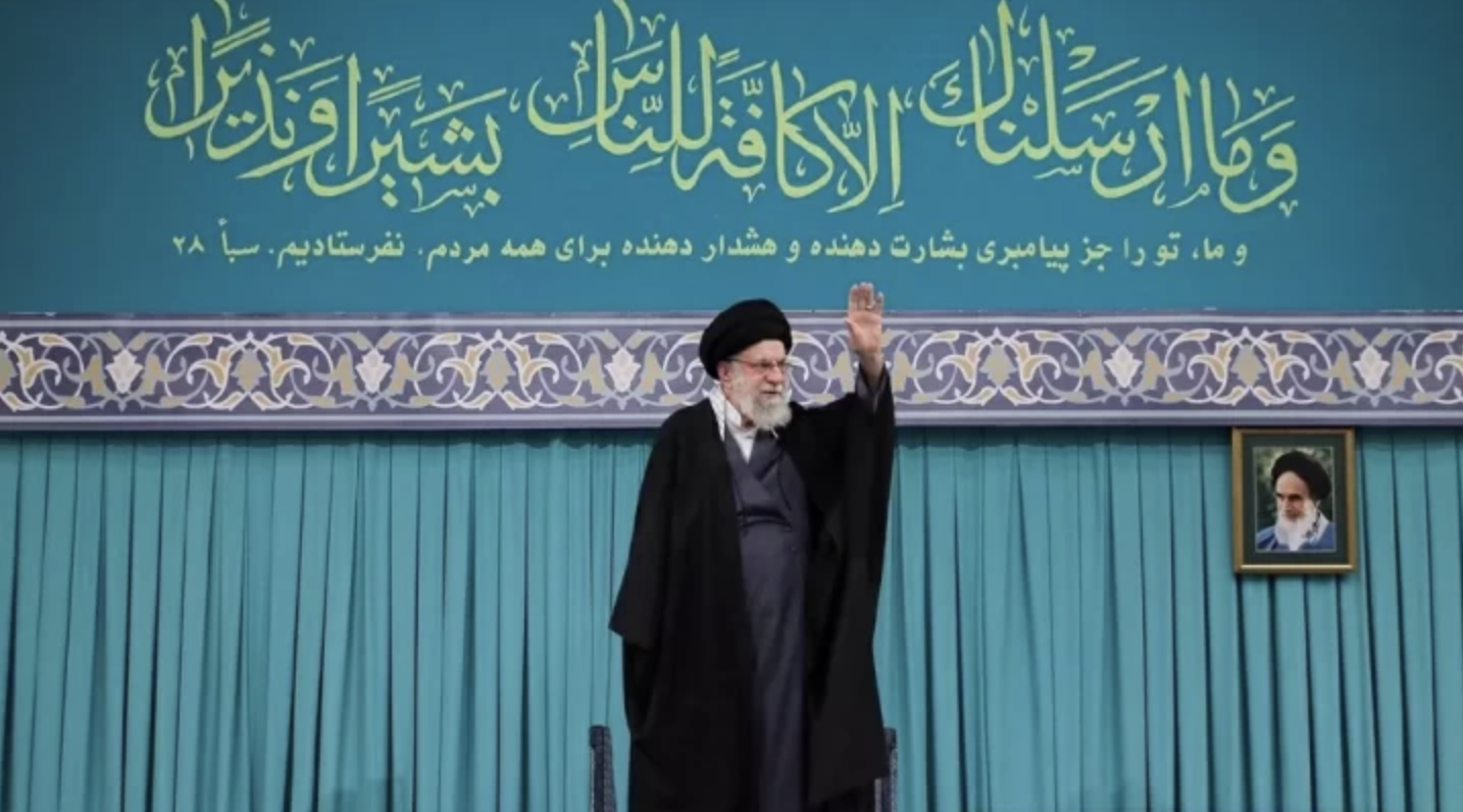 Pemimpin Tertinggi Iran Ayatollah Ali Khamenei menuding Donald Trump sebagai pelaku utama pembunuhan ribuan orang di Iran. Foto/Press TV