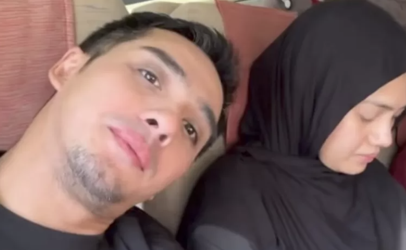 Ricky Harun dan istrinya Herfiza Novianti (Dok: Tangkapan layar story Instagram @rickyharun)