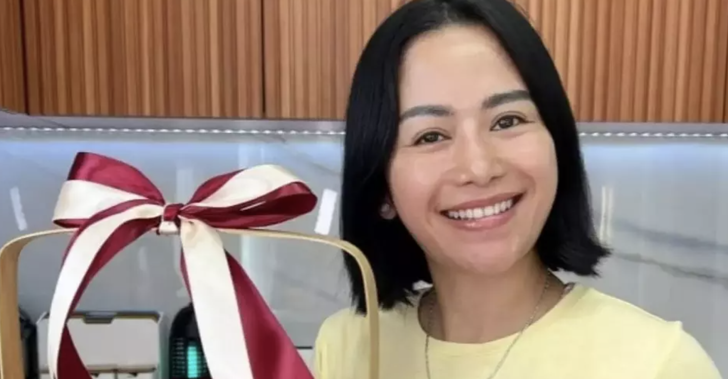 Farida Nurhan memberikan klarifikasi mengenai dirinya menjual akun YouTube miliknya senilai Rp 10 miliar. (Beritasatu.com/Instagram)