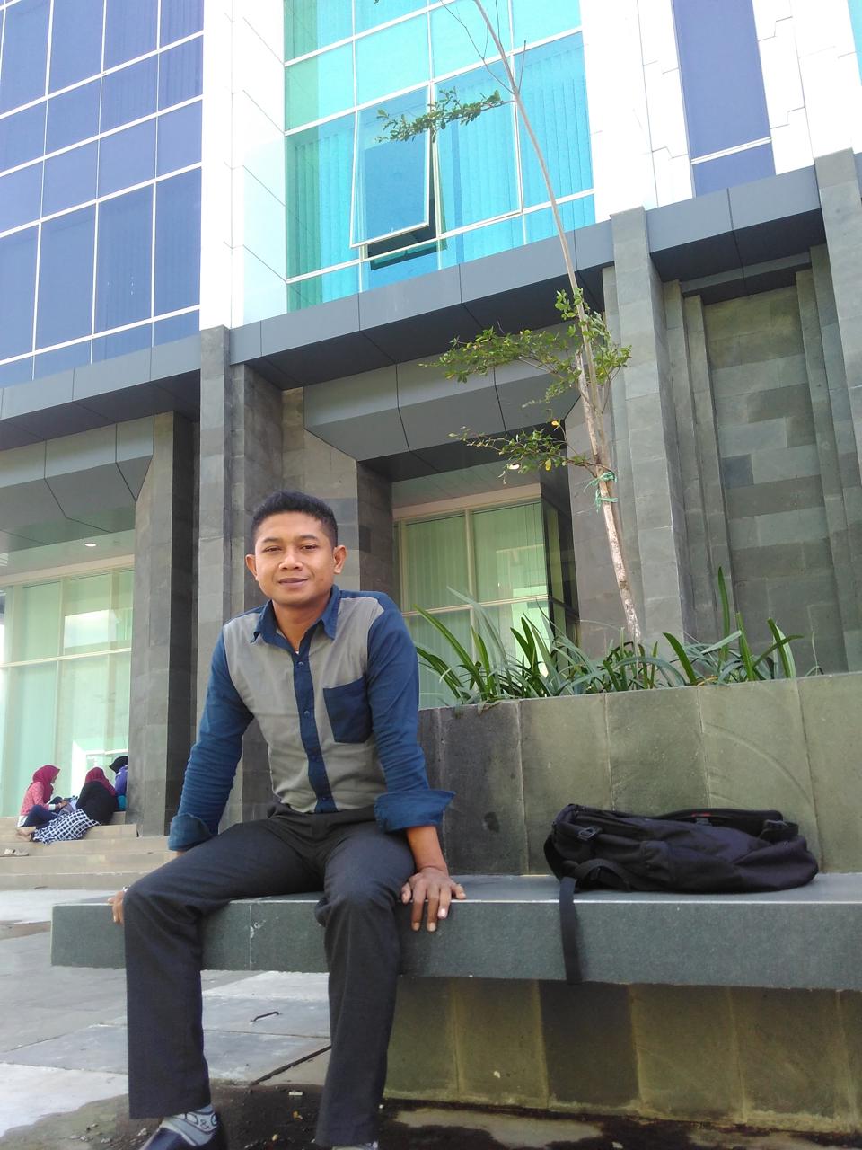 Dr. Abdillah, AR (Direktur Pascasarjana IAI YPBWI Surabaya)