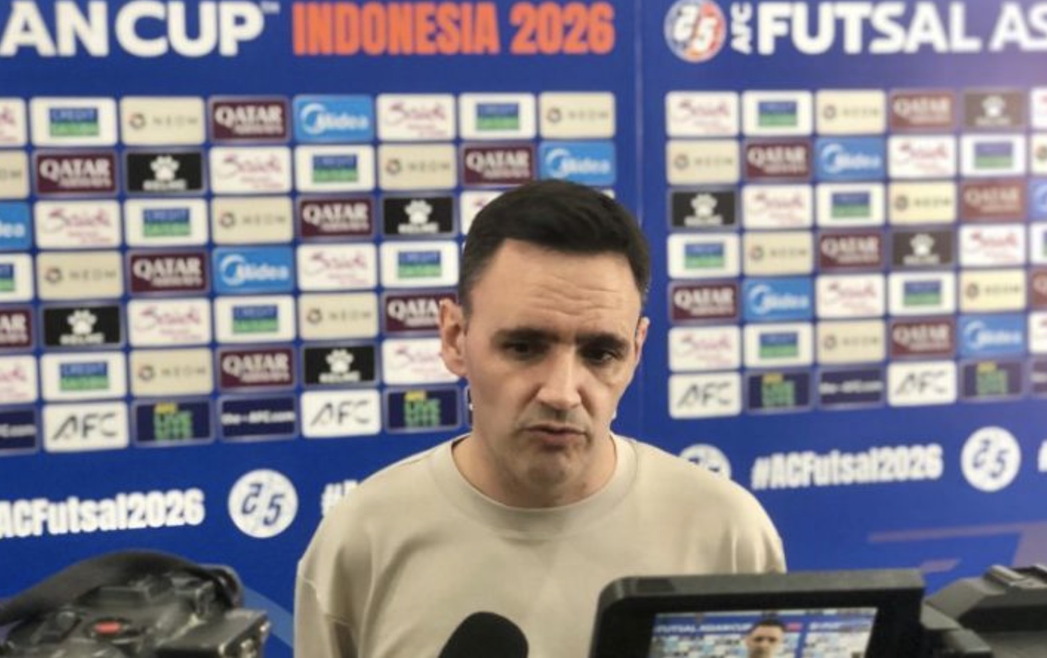 Pelatih timnas futsal Indonesia Hector Souto. Foto: ANTARA/Zaro Ezza Syachniar.