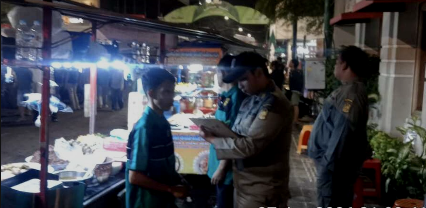 Satpol PP Kota Yogyajartabsaat melakukan penertiban di sekitar Jalan Malioboro,Selasa (27/1/2026)(Dok Satpol PP Kota Yogyakarta)