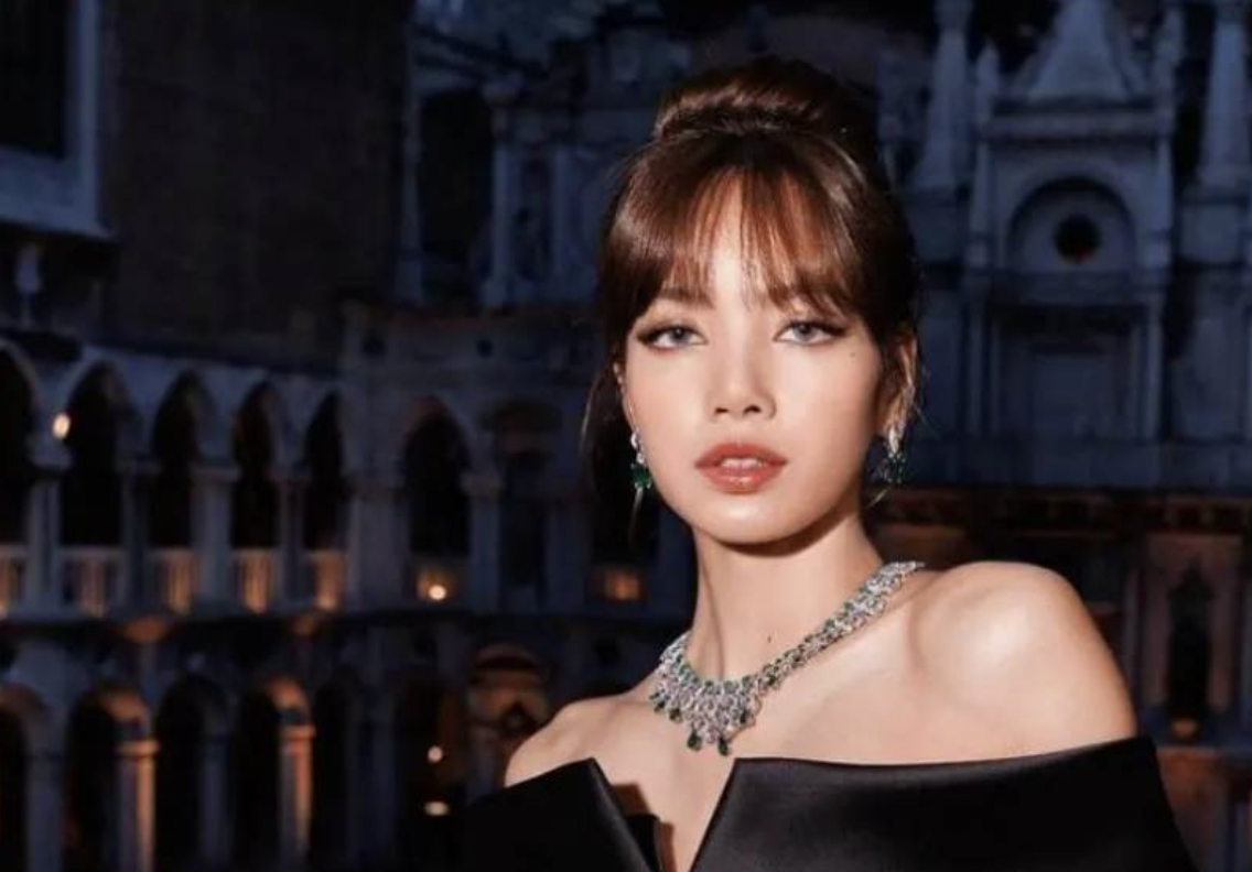 Lisa Blackpink
