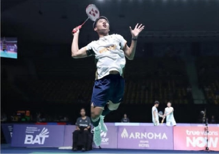MASUK FINAL: Moh. Zaki Ubaidillah saat bertanding melawan Alwi Farhan pada babak semifinal Thailand Master 2026 di Thailand, Sabtu (31/1).&nbsp;