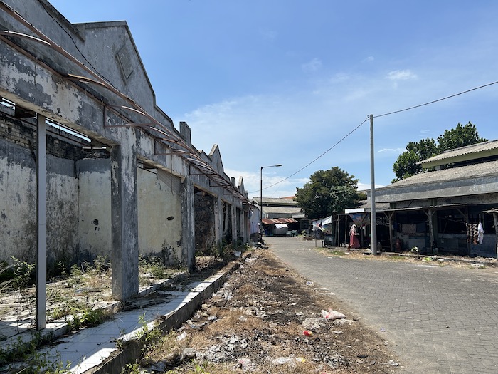 TAK TERAWAT: Kondisi fasilitas di pasar Ki lemah duwur (KLD) Bangkalan kemarin.&nbsp;