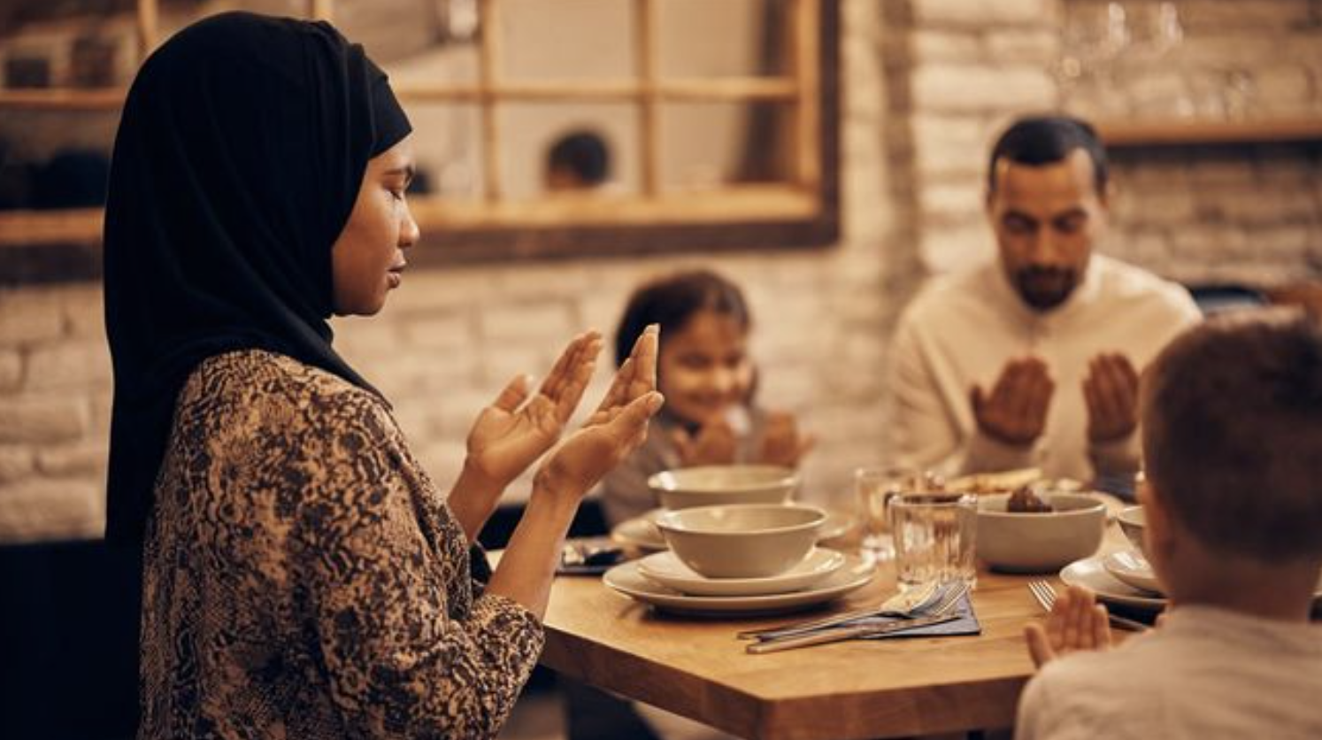 Ilustrasi. Niat puasa jadi salah satu syarat puasa Ramadhan yang sangat penting dan wajib diamalkan. (iStockphoto/Drazen Zigic)