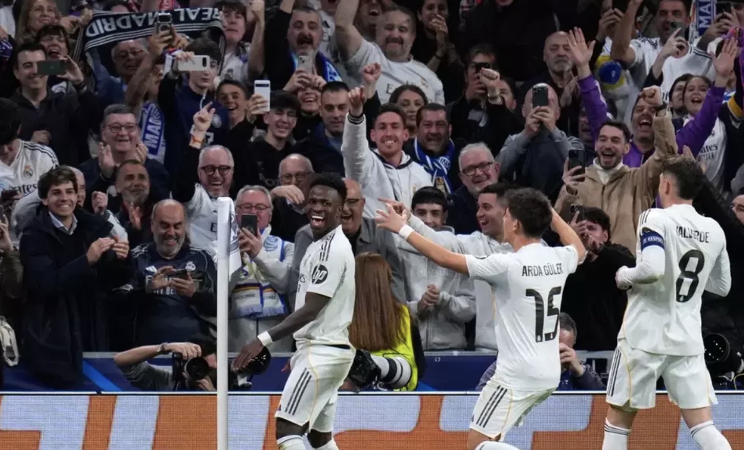 Real Madrid lolos ke babak 16 besar Liga Champions setelah meraih kemenangan atas Benfica di Stadion Santiago Bernabeu, Kamis 26 Februari 2026 dini hari WIB. (AP/Manu Fernandez)