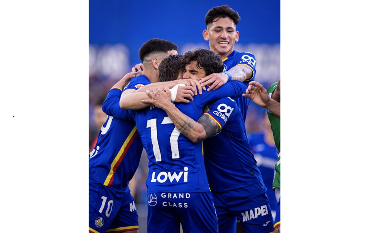 Para pemain Getafe melakukan selebrasi usai mencetak gol ke gawang Real Betis di laga La Liga.(X @GetafeCF)