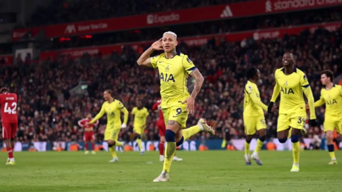 Hasil Liverpool vs Tottenham di Liga Inggris. (Foto: Getty Images/Carl Recine)